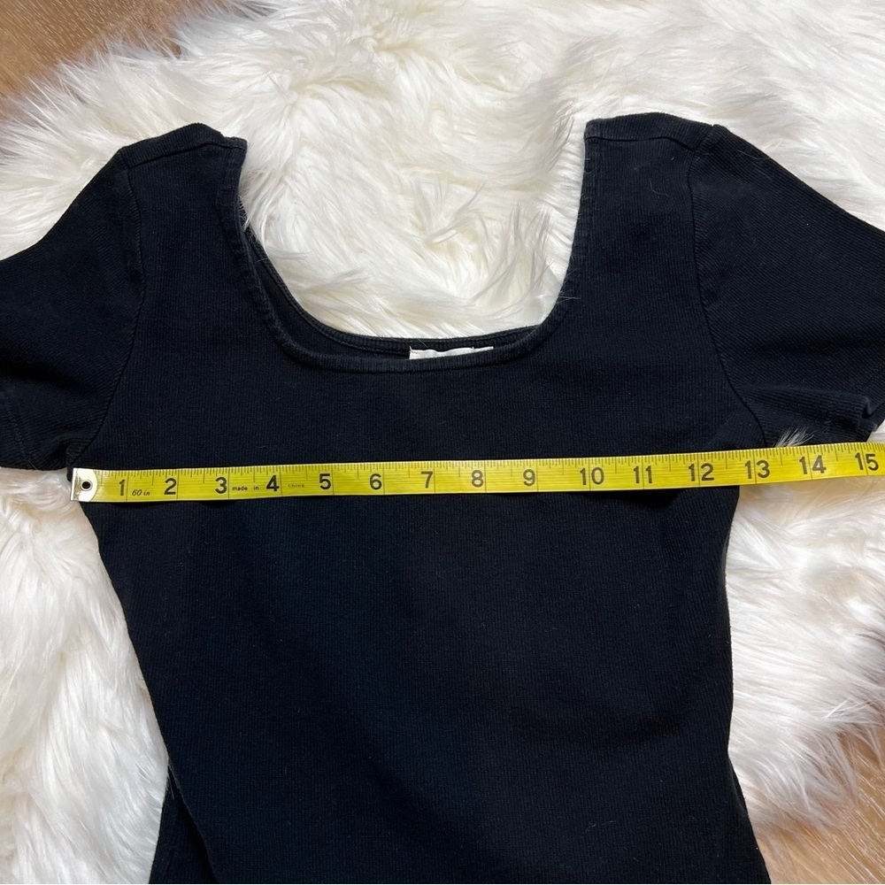 Bohme Black Scoop Neck Short Sleeve Ribbed Body Suit. Size XSmall. - Picture 4 of 7